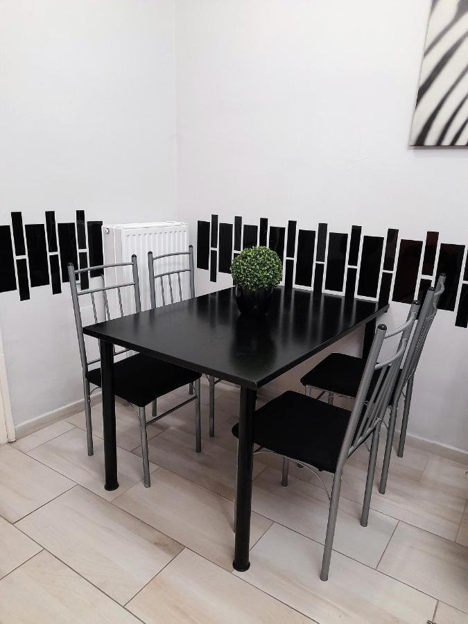 Pecs Park Apartment Luaran gambar