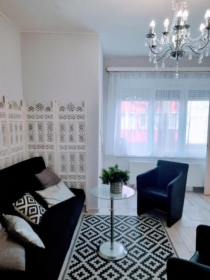 Pecs Park Apartment Luaran gambar